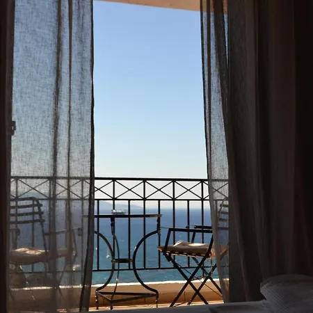 Giannatos Studios- Isabella Порос